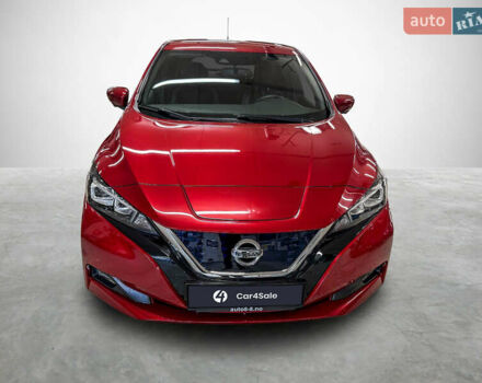 Красный Ниссан Лиф, объемом двигателя 0 л и пробегом 25 тыс. км за 8500 $, фото 6 на Automoto.ua