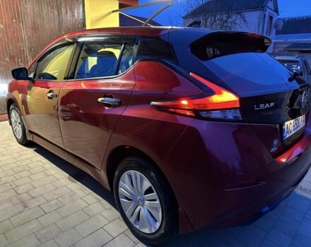 Красный Ниссан Лиф, объемом двигателя 0 л и пробегом 134 тыс. км за 12200 $, фото 1 на Automoto.ua