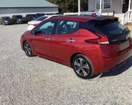 Красный Ниссан Лиф, объемом двигателя 0 л и пробегом 31 тыс. км за 13000 $, фото 6 на Automoto.ua