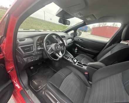 Червоний Ніссан Ліф, об'ємом двигуна 0 л та пробігом 128 тис. км за 12999 $, фото 5 на Automoto.ua