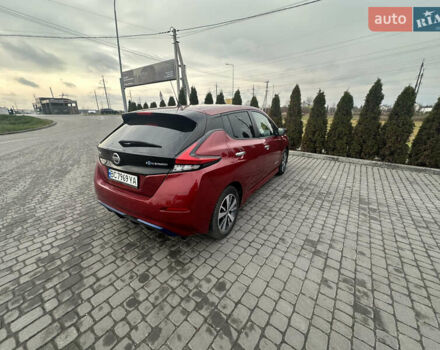 Красный Ниссан Лиф, объемом двигателя 0 л и пробегом 95 тыс. км за 11700 $, фото 22 на Automoto.ua