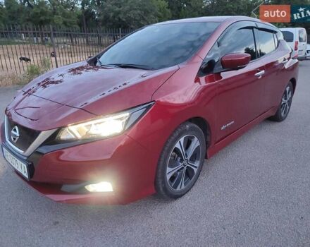 Червоний Ніссан Ліф, об'ємом двигуна 0 л та пробігом 210 тис. км за 12000 $, фото 10 на Automoto.ua