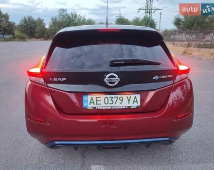 Червоний Ніссан Ліф, об'ємом двигуна 0 л та пробігом 210 тис. км за 12000 $, фото 9 на Automoto.ua