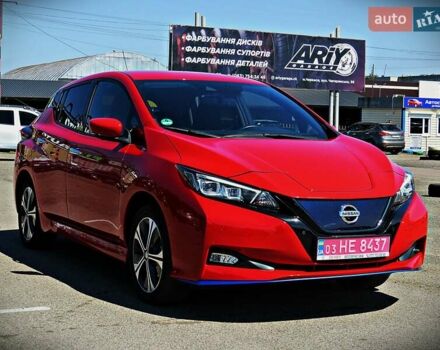 Красный Ниссан Лиф, объемом двигателя 0 л и пробегом 93 тыс. км за 15300 $, фото 1 на Automoto.ua