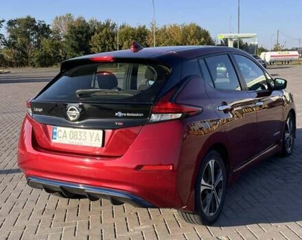 Красный Ниссан Лиф, объемом двигателя 0 л и пробегом 100 тыс. км за 12500 $, фото 9 на Automoto.ua