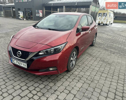 Красный Ниссан Лиф, объемом двигателя 0 л и пробегом 95 тыс. км за 11700 $, фото 25 на Automoto.ua