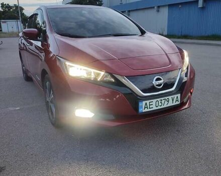 Червоний Ніссан Ліф, об'ємом двигуна 0 л та пробігом 210 тис. км за 12000 $, фото 7 на Automoto.ua