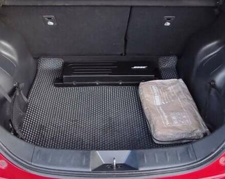 Червоний Ніссан Ліф, об'ємом двигуна 0 л та пробігом 210 тис. км за 12000 $, фото 24 на Automoto.ua