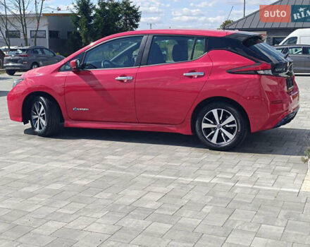 Червоний Ніссан Ліф, об'ємом двигуна 0 л та пробігом 80 тис. км за 13000 $, фото 4 на Automoto.ua