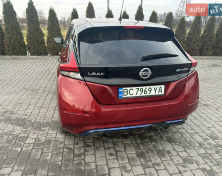 Красный Ниссан Лиф, объемом двигателя 0 л и пробегом 95 тыс. км за 11700 $, фото 7 на Automoto.ua