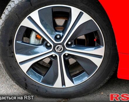 Красный Ниссан Лиф, объемом двигателя 0 л и пробегом 112 тыс. км за 15800 $, фото 12 на Automoto.ua
