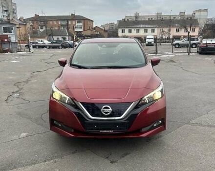 Красный Ниссан Лиф, объемом двигателя 0 л и пробегом 37 тыс. км за 14000 $, фото 1 на Automoto.ua