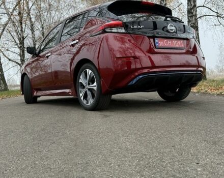 Красный Ниссан Лиф, объемом двигателя 4 л и пробегом 29 тыс. км за 12300 $, фото 9 на Automoto.ua