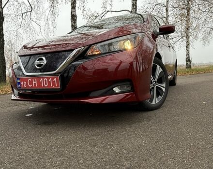 Красный Ниссан Лиф, объемом двигателя 4 л и пробегом 29 тыс. км за 12300 $, фото 7 на Automoto.ua