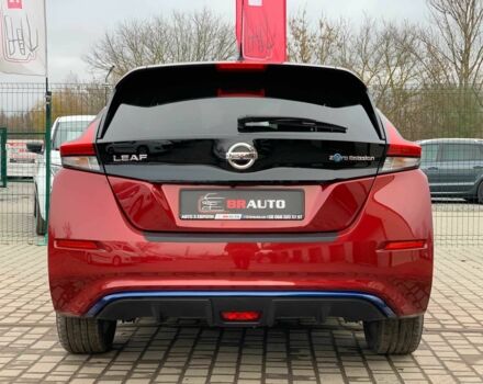 Красный Ниссан Лиф, объемом двигателя 0 л и пробегом 81 тыс. км за 14199 $, фото 6 на Automoto.ua