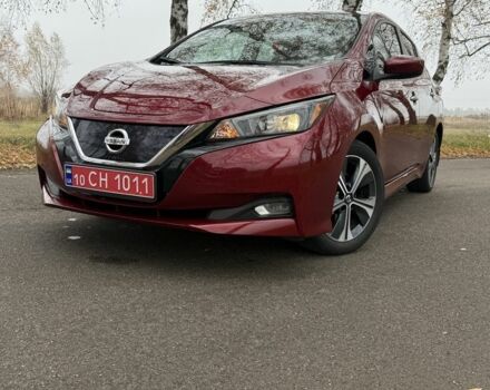 Красный Ниссан Лиф, объемом двигателя 4 л и пробегом 29 тыс. км за 12300 $, фото 4 на Automoto.ua