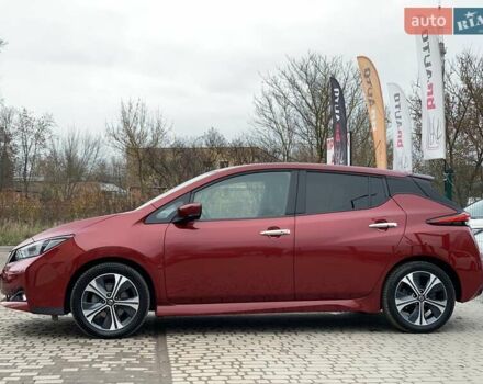 Красный Ниссан Лиф, объемом двигателя 0 л и пробегом 81 тыс. км за 14199 $, фото 11 на Automoto.ua