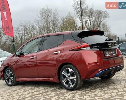 Красный Ниссан Лиф, объемом двигателя 0 л и пробегом 81 тыс. км за 14199 $, фото 18 на Automoto.ua