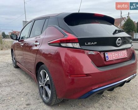 Красный Ниссан Лиф, объемом двигателя 0 л и пробегом 100 тыс. км за 12300 $, фото 5 на Automoto.ua