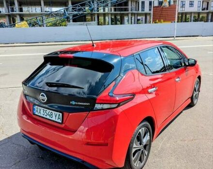 Красный Ниссан Лиф, объемом двигателя 0 л и пробегом 70 тыс. км за 16300 $, фото 2 на Automoto.ua