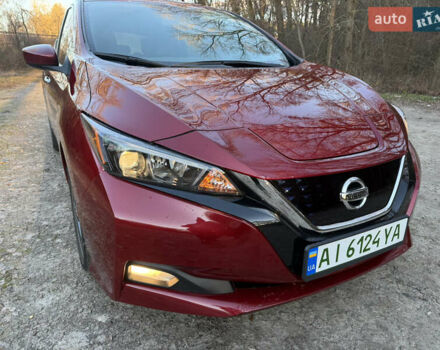 Червоний Ніссан Ліф, об'ємом двигуна 0 л та пробігом 30 тис. км за 12000 $, фото 2 на Automoto.ua