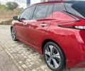 Красный Ниссан Лиф, объемом двигателя 0 л и пробегом 65 тыс. км за 15200 $, фото 4 на Automoto.ua