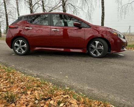 Красный Ниссан Лиф, объемом двигателя 4 л и пробегом 29 тыс. км за 12300 $, фото 19 на Automoto.ua