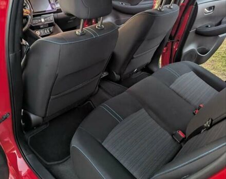 Красный Ниссан Лиф, объемом двигателя 0 л и пробегом 70 тыс. км за 16300 $, фото 9 на Automoto.ua