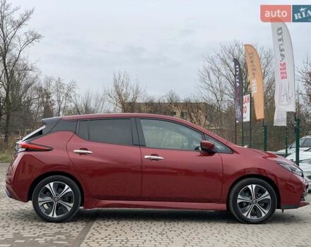 Красный Ниссан Лиф, объемом двигателя 0 л и пробегом 81 тыс. км за 14199 $, фото 23 на Automoto.ua