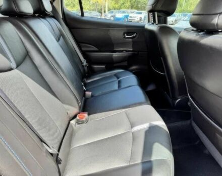 Красный Ниссан Лиф, объемом двигателя 0 л и пробегом 48 тыс. км за 13200 $, фото 10 на Automoto.ua