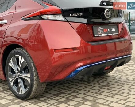 Красный Ниссан Лиф, объемом двигателя 0 л и пробегом 81 тыс. км за 14199 $, фото 21 на Automoto.ua