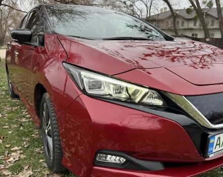 Красный Ниссан Лиф, объемом двигателя 0 л и пробегом 111 тыс. км за 13300 $, фото 8 на Automoto.ua