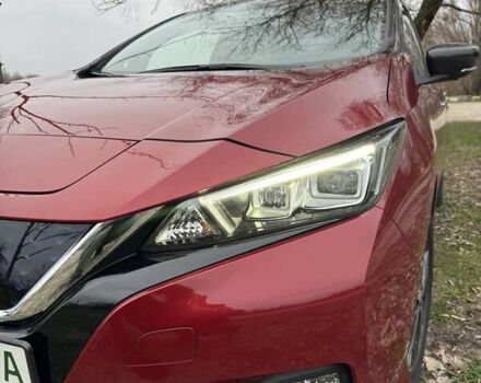 Красный Ниссан Лиф, объемом двигателя 0 л и пробегом 111 тыс. км за 13300 $, фото 9 на Automoto.ua