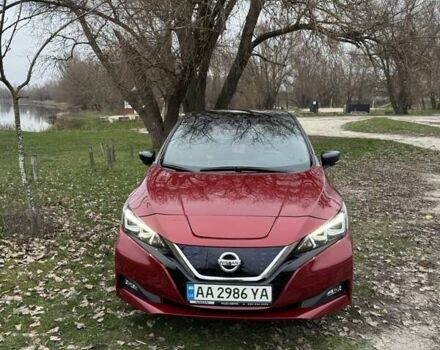 Красный Ниссан Лиф, объемом двигателя 0 л и пробегом 111 тыс. км за 13300 $, фото 16 на Automoto.ua