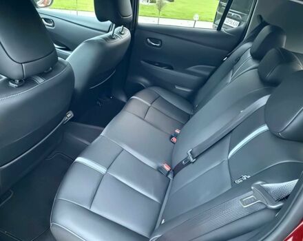 Червоний Ніссан Ліф, об'ємом двигуна 0 л та пробігом 14 тис. км за 11000 $, фото 12 на Automoto.ua