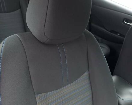 Красный Ниссан Лиф, объемом двигателя 0 л и пробегом 21 тыс. км за 18600 $, фото 48 на Automoto.ua