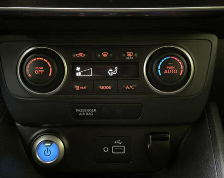 Красный Ниссан Лиф, объемом двигателя 0 л и пробегом 77 тыс. км за 14700 $, фото 18 на Automoto.ua