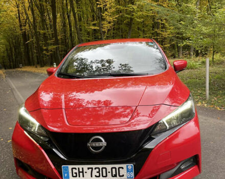 Красный Ниссан Лиф, объемом двигателя 0 л и пробегом 77 тыс. км за 14700 $, фото 8 на Automoto.ua