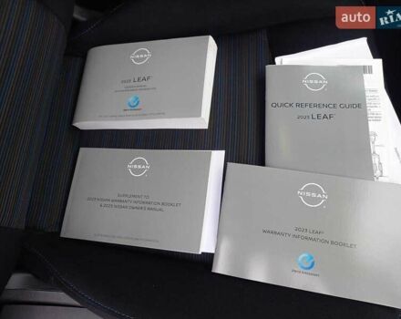 Красный Ниссан Лиф, объемом двигателя 0 л и пробегом 21 тыс. км за 18600 $, фото 49 на Automoto.ua