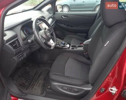 Красный Ниссан Лиф, объемом двигателя 0 л и пробегом 21 тыс. км за 18600 $, фото 30 на Automoto.ua