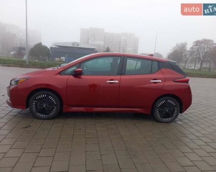 Красный Ниссан Лиф, объемом двигателя 0 л и пробегом 21 тыс. км за 18600 $, фото 2 на Automoto.ua