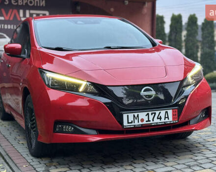 Червоний Ніссан Ліф, об'ємом двигуна 0 л та пробігом 89 тис. км за 16355 $, фото 5 на Automoto.ua