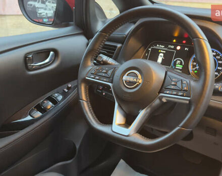 Червоний Ніссан Ліф, об'ємом двигуна 0 л та пробігом 89 тис. км за 16355 $, фото 67 на Automoto.ua