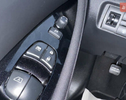 Червоний Ніссан Ліф, об'ємом двигуна 0 л та пробігом 89 тис. км за 16355 $, фото 83 на Automoto.ua