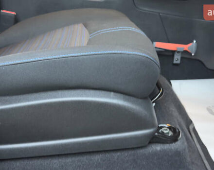 Червоний Ніссан Ліф, об'ємом двигуна 0 л та пробігом 89 тис. км за 16355 $, фото 55 на Automoto.ua