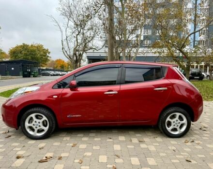 Червоний Ніссан Ліф, об'ємом двигуна 0 л та пробігом 144 тис. км за 4800 $, фото 1 на Automoto.ua