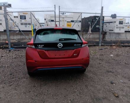 Красный Ниссан Лиф, объемом двигателя 0 л и пробегом 92 тыс. км за 12250 $, фото 3 на Automoto.ua