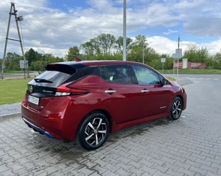 Червоний Ніссан Ліф, об'ємом двигуна 0 л та пробігом 215 тис. км за 10000 $, фото 1 на Automoto.ua