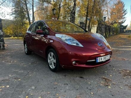 Червоний Ніссан Ліф, об'ємом двигуна 0 л та пробігом 132 тис. км за 3850 $, фото 1 на Automoto.ua