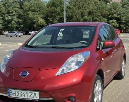 Червоний Ніссан Ліф, об'ємом двигуна 0 л та пробігом 170 тис. км за 5000 $, фото 1 на Automoto.ua